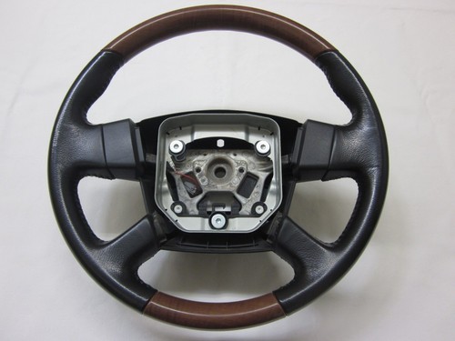 Volant cuir combiné bois - en,