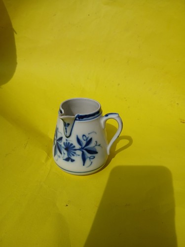 Joli pot porcelaine - porcelaine, blanc