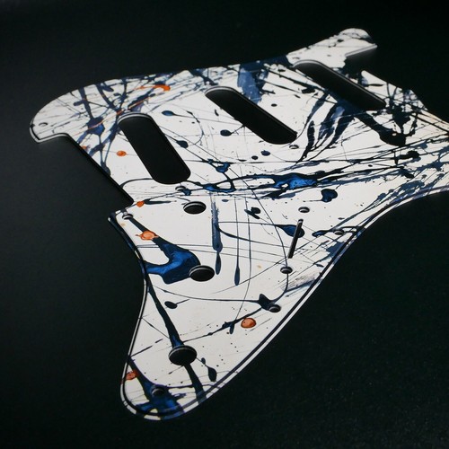 Pickguard fender strat art - pickguard,