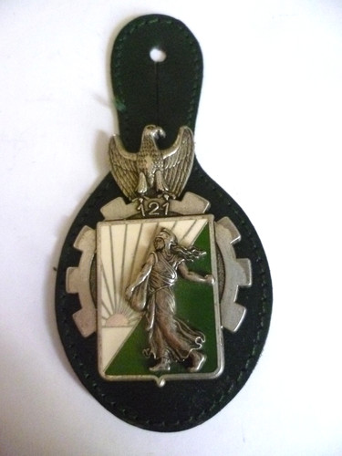 Ancien insigne pucelle - ancien,