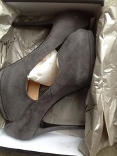 Giuseppe Grey Peep toe Sz 42