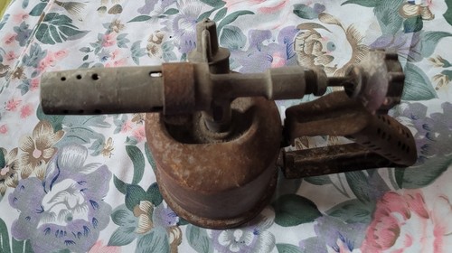 Ancien chalumeau lampe à - /,