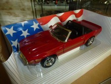 FORD SHELBY GT 500 ERTL  1/18