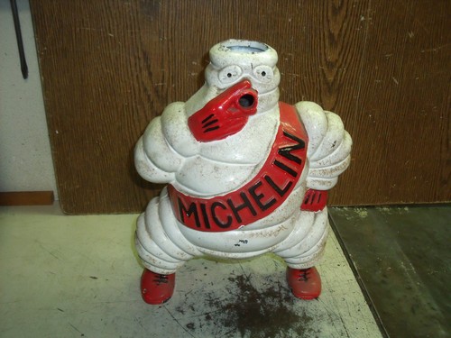 Bibendum michelin fonte d - fonte,
