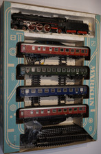 MARKLIN Coffret Schnellzug BR 01.094 + 4 voitures DB ep III  HO 1/87