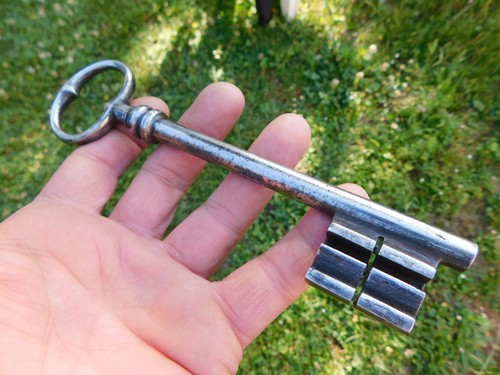 2cm ancienne grande clef - grande,