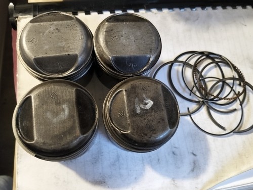 Honda s800 piston set - honda,