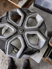 1 Enjoliveur Renault Twingo 3