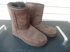 UGG Women’s Classic Short II Brown Fur Lined Boots Size 8/39 sku# 1016223