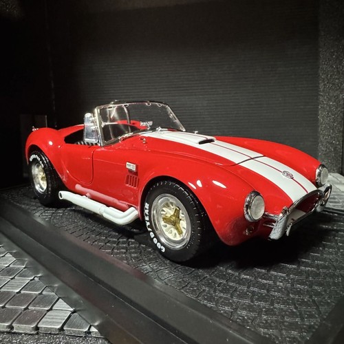 Voiture miniature kyosho 18 - miniature, 1:18