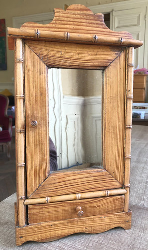Petite armoire poupée en - poupée,