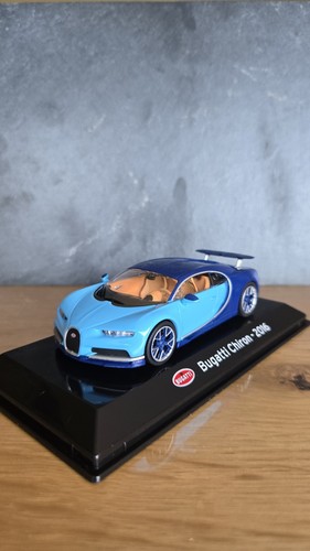 Bugatti chiron bleu - chiron,