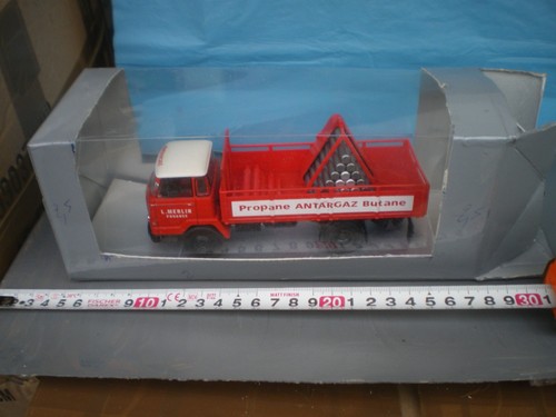 Camion unic 37 cab - unic,