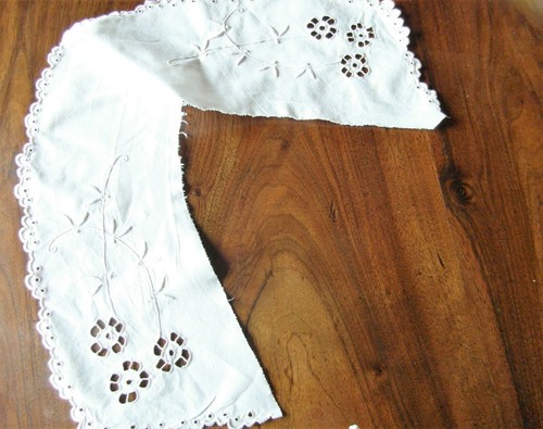 Bande col broderie - col, richelieu