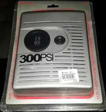 PETIT COMPRESSEUR 12 VOLTS 300 PSI 22 BAR TOUS PNEUMATIQUES 3 EMBOUTS+RANGEMENT