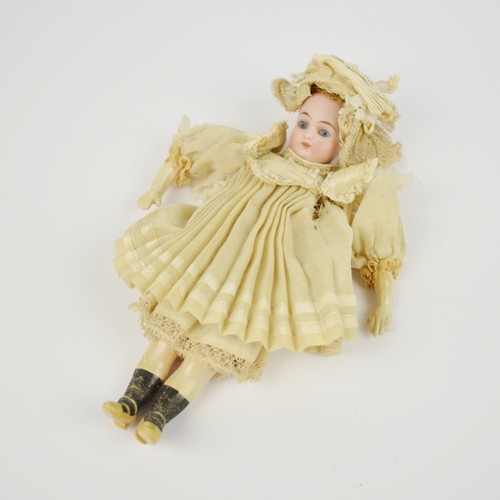 Poupée tête porcelaine - poupée,