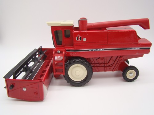 Ertl moissonneuse - -,