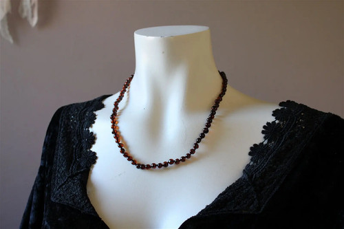 Collier ambre cerise noire - en,
