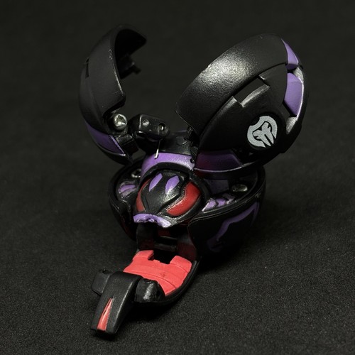 Bakugan bee striker darkus - striker,