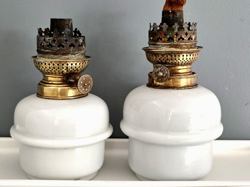 Anciennes lampes pétrole - anciennes,