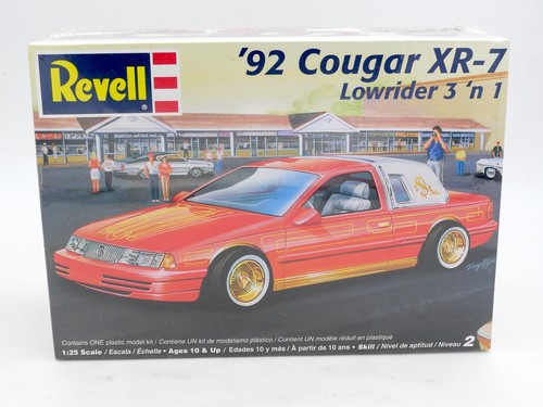 Revell maquette 1992 - 1/25,