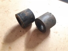 2 entretoises de boite de tondeuse autoportée toro 13-32h - 106-2949