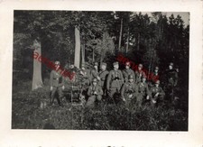 Soldats Allemands Avec MG 08 Sur Affût Lors Du Tir Aérien