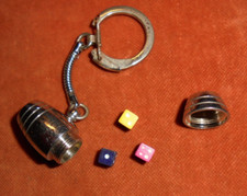 Pretty Mini Chrome Metal Barrel Keychain + 3 Playing Dice Secret System Box