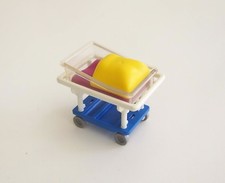 Playmobil (Y1207) HOSPITAL - Bed on Wheels Baby Incubator Crib 3979 (Yellow)