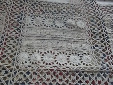Antique Crochet Lace Embroidery Handmade Handmade Look Tablecloth Bed Cover 20th Century