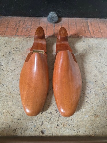 Embauchoirs saint - 👞,