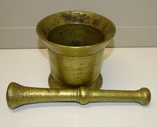 ANCIEN MORTIER & SON PILON en