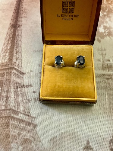 Anciennes boucles oreilles - ,