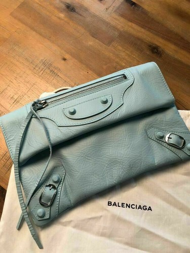 Balenciaga iconique envelope - balenciaga,