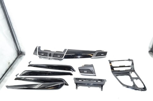 Bmw f46 cache - bmw, habillage