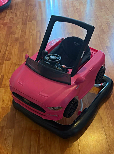Bright starts ford mustang - starts,