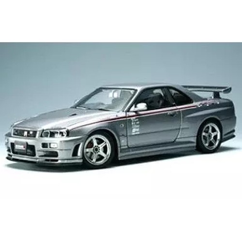 Nissan skyline gtr - 1/18,