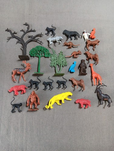 Lot figurines animaux monde - figurines,