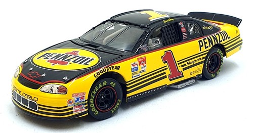 Action scale c249816017 - 1/24,