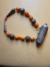 Collier ethnique ancien