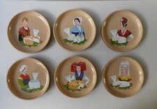 6 assiettes grès,  décor