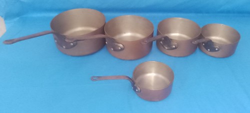 Casseroles ancienne en - 5,
