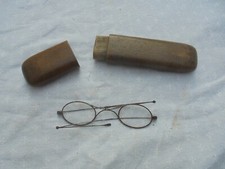 paire de lunette militaire