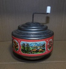 ANCIEN JOUET EN TOLE MOULIN