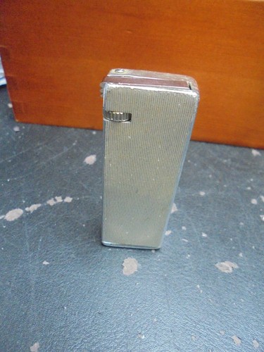 Antique metal gas lighter - metal,