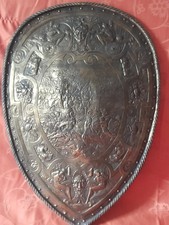 ancien bouclier d'apparat du