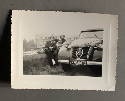 Photo ancienne citroen 2cv - citroen,