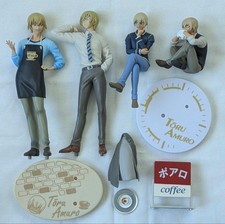 Lot de 4 figurines premium