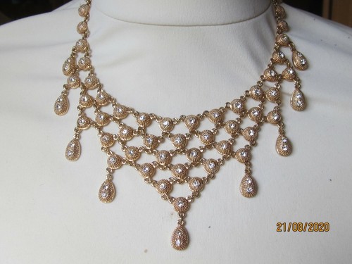 Magnifique parure collier et - magnifique,