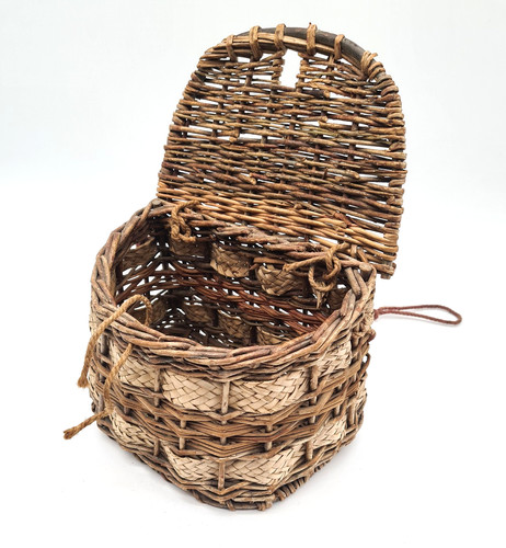Ancien petit panier - , osier